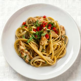 Tallarin Saltado De Pollo